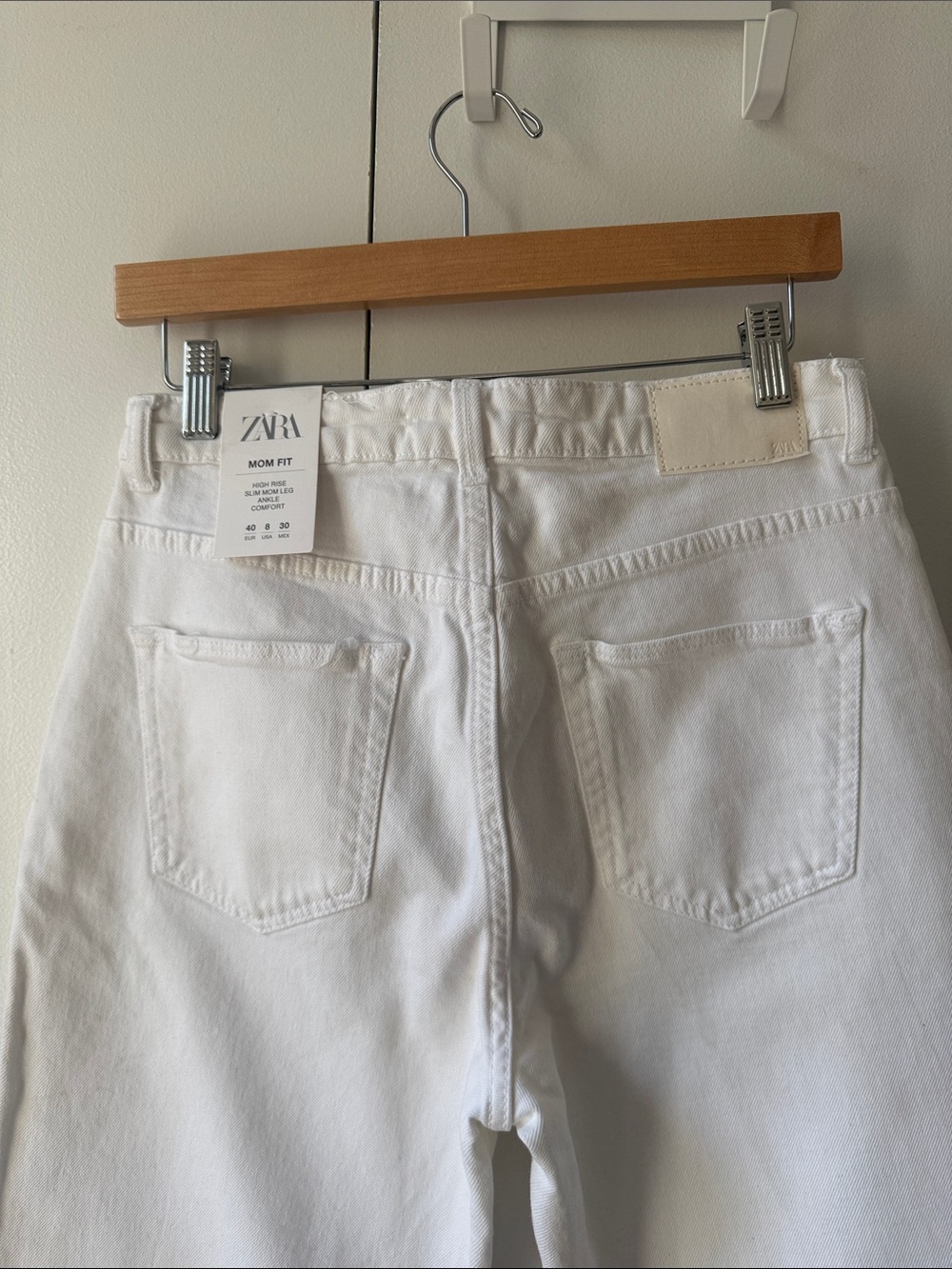 NWT Zara Women’s White Ankle Jeans - Picture 4 of 4